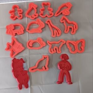 Bread Molds Cookie Cutters 15 piece lot set‎ Animals Butterfly Fish Men Dog Cat+